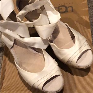 Ugg Australia lace up wedges!